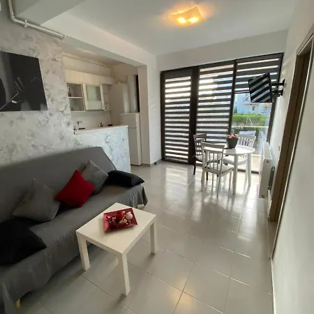 Apartment Ella D25 Mackerel *