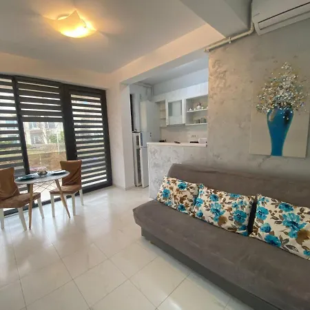 Ella D25 Mackerel Apartment