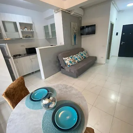 Ella D25 Mackerel Apartment
