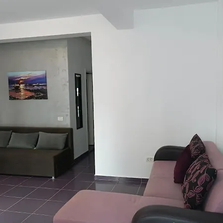 Ella D25 Mackerel Appartamento Năvodari